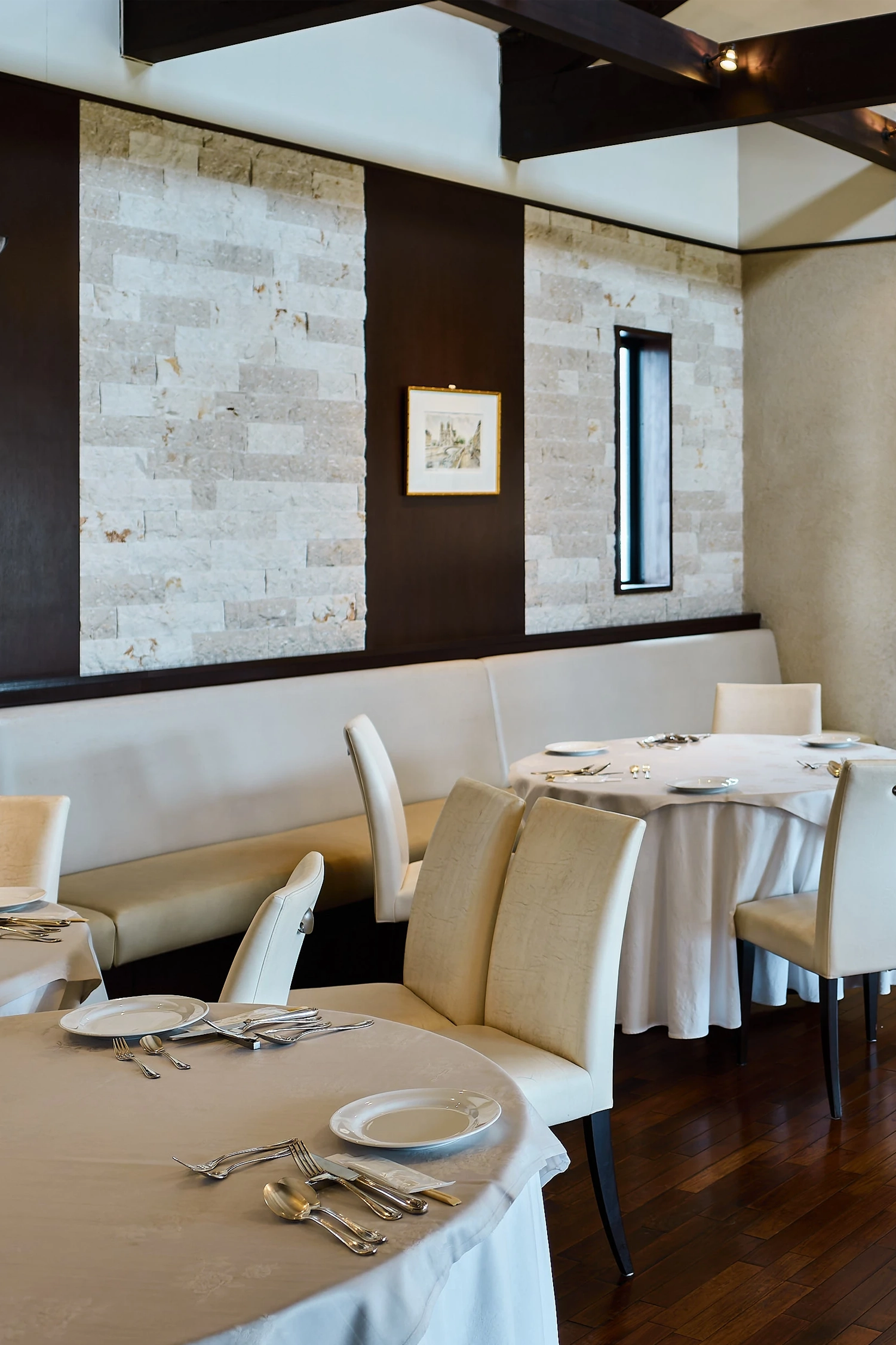 昼のダイニング